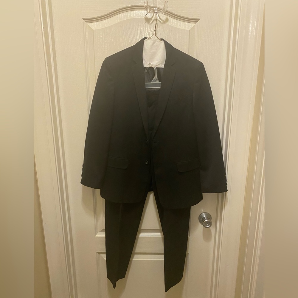 Used Calvin Klein suit!!